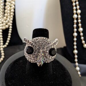 Elegant Silver Owl Ring
